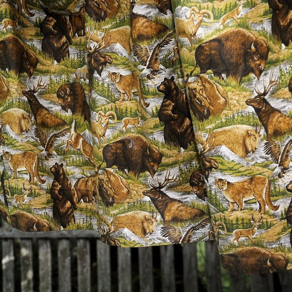 VTG 80's Cotton Wildlife Valence 173" x 22" Mancave Den Bears Cougar Deer Elk - Picture 8 of 10